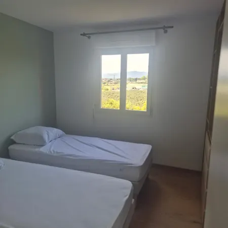 T3 Renove Avec Piscine,terrasse Et Climatisation Apartmán