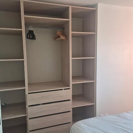 T3 Renove Avec Piscine,terrasse Et Climatisation Appartement